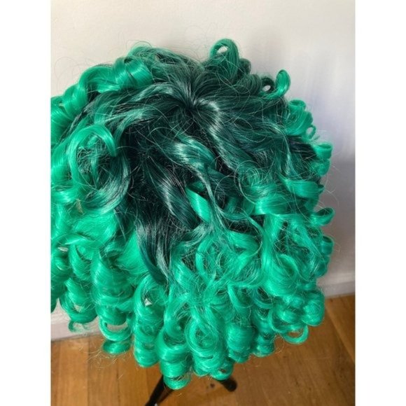 Green Wigs Black Hair Wig With Bangs - Picture 9 of 10